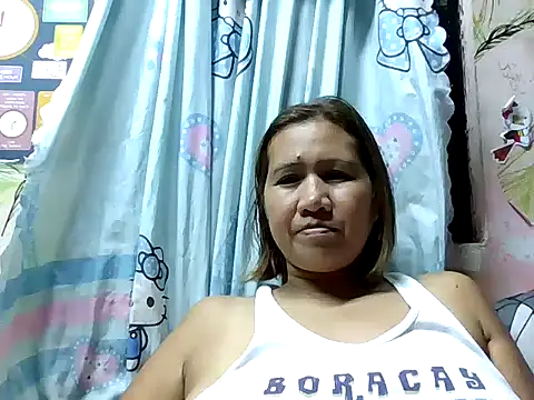 Snapshot of sweet_smile4u chatting on October 2025 09:28:01 AM sweet smile4u online show from October 2025 09:28:01 AM