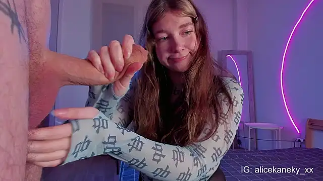 alicekaneky online show from February 2026 12:14:02 AM