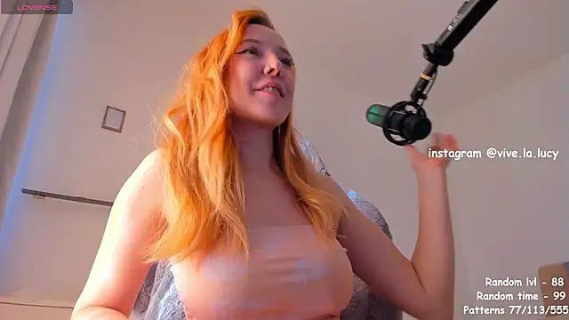 Snapshot of Lucy_Ember chatting on January 2025 07:35:02 AM Lucy Ember online show from January 2025 07:35:02 AM