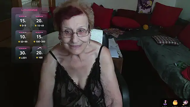 HeisseomaOriginal online show from October 2025 11:11:01 AM