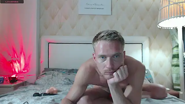 redheadxxl online show from October 2025 10:25:01 AM