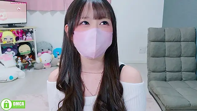 -M Hinano  online show from March 2026 01:40:02 PM