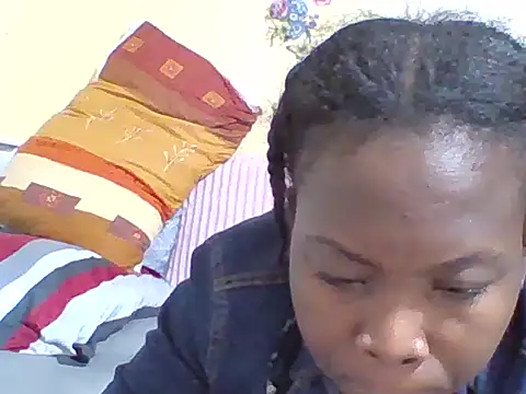 Snapshot of miss_melis chatting on April 2026 02:27:02 AM miss melis online show from April 2026 02:27:02 AM