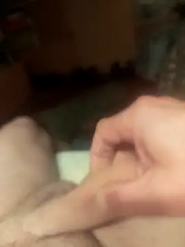 Robertino21cm online show from March 2026 01:42:02 AM