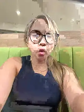 Snapshot of NatashaCruz- chatting on May 2026 12:41:02 AM NatashaCruz- online show from May 2026 12:41:02 AM