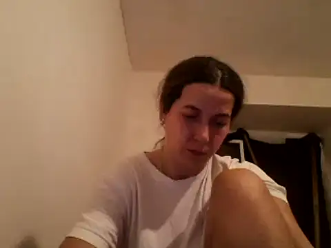 Snapshot of Tamilashaa chatting on December 2024 06:39:02 PM Tamilashaa online show from December 2024 06:39:02 PM