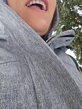 Ellie-L-Elizabeth online show from February 2025 08:02:02 PM