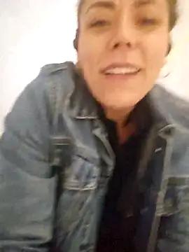 Snapshot of Ellie-L-Elizabeth chatting on May 2026 03:01:02 AM Ellie-L-Elizabeth online show from May 2026 03:01:02 AM