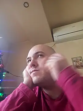 mario890605 online show from December 2024 01:41:01 PM