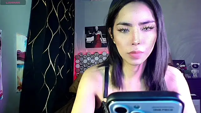 Snapshot of Hot_Metallica69 chatting on May 2026 12:21:01 PM Hot Metallica69 online show from May 2026 12:21:01 PM