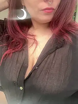 LunaMoongirl online show from January 2025 01:35:01 PM