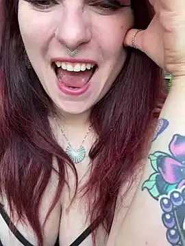 LunaMoongirl online show from March 2025 01:28:01 PM