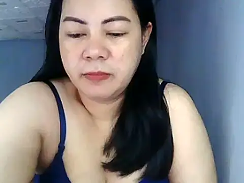 starlete69 online show from February 2026 07:01:01 PM