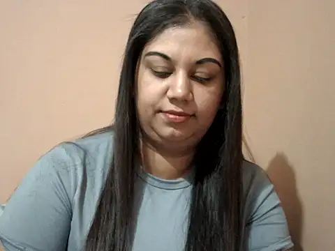 Snapshot of bellachow10 chatting on July 2026 10:08:01 AM bellachow10 online show from July 2026 10:08:01 AM