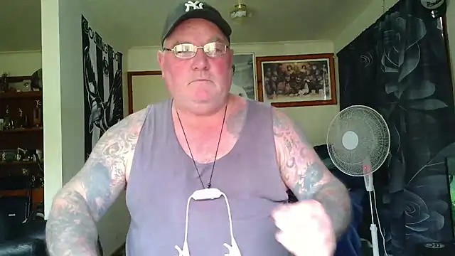 Snapshot of HOTANAL chatting on June 2026 02:25:02 AM HOTANAL online show from June 2026 02:25:02 AM