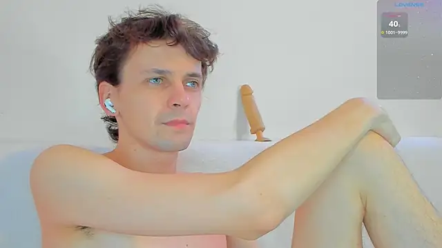 Jasper Sun online show from January 2025 09:45:01 PM