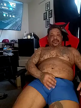 yellowwetfox online show from December 2024 10:13:01 PM