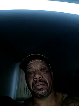 yellowwetfox online show from February 2026 03:00:02 PM