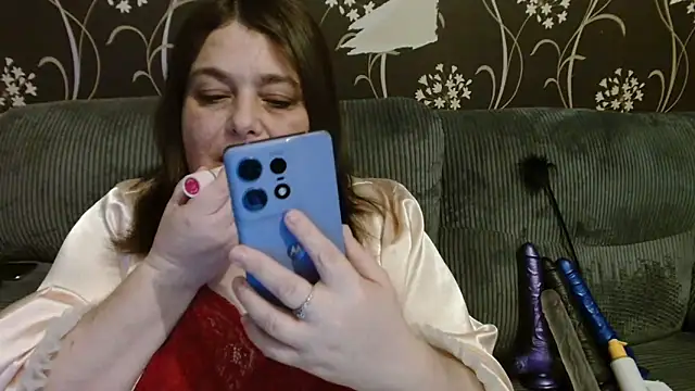 HouseWifeWhore Milf online show from November 2025 10:43:01 PM