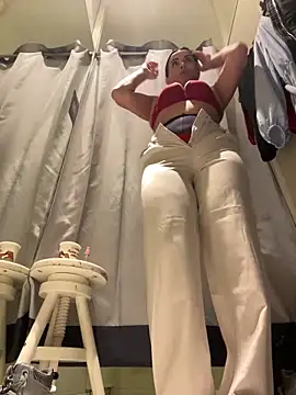 CrazzyChicks online show from February 2026 04:57:01 AM