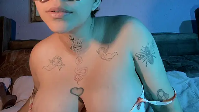 Lilmuh  online show from February 2025 03:18:01 AM