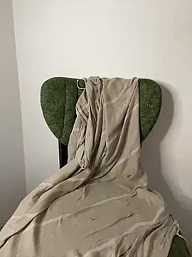 bonbonitaa online show from November 2025 02:49:02 PM