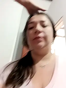 isabella rossse online show from January 2025 01:58:01 PM