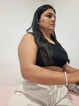 laura dirtyhot online show from January 2025 07:49:01 AM