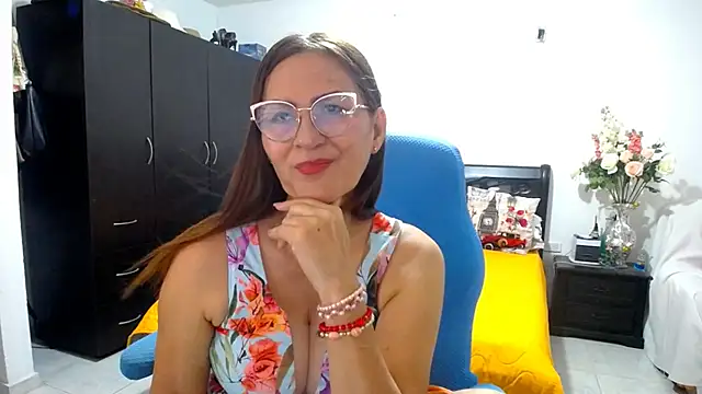 Xiimen online show from October 2025 05:17:01 PM