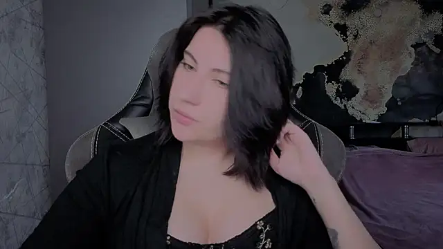 Snapshot of dj_eban_ chatting on May 2026 01:45:01 AM dj eban online show from May 2026 01:45:01 AM
