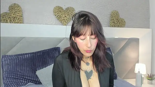 Mariana Joness online show from March 2026 03:24:01 AM