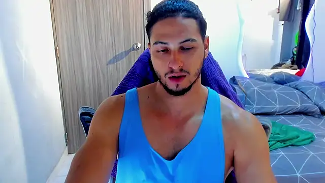Snapshot of Kris_Khalifa69 chatting on May 2026 10:25:02 PM Kris Khalifa69 online show from May 2026 10:25:02 PM