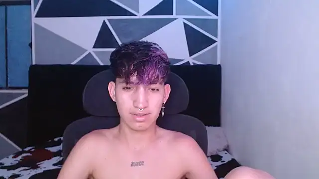 littlextreme online show from December 2024 06:09:01 AM