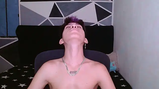 littlextreme online show from December 2024 04:08:02 AM