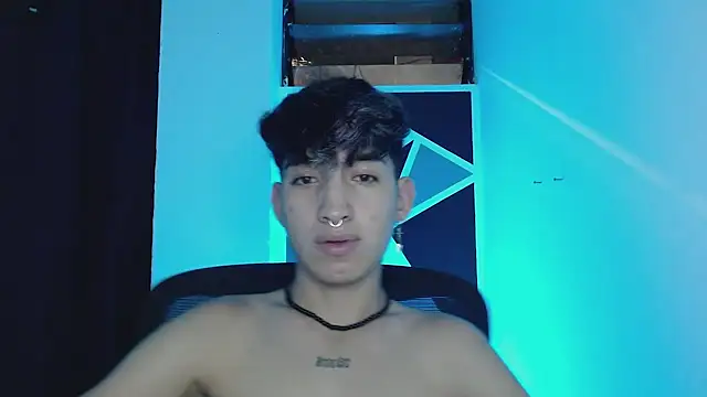 littlextreme online show from March 2025 04:21:01 AM