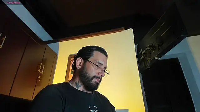 CamiloGray  online show from March 2026 02:46:02 PM