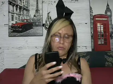 divahot08 online show from January 2025 10:18:01 PM