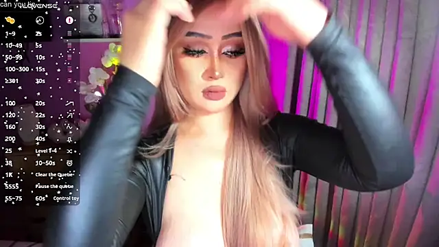 Snapshot of Miss_mariahmonroe chatting on October 2025 08:15:01 PM Miss mariahmonroe online show from October 2025 08:15:01 PM