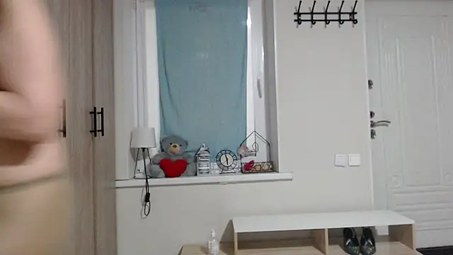 Snapshot of increible_della chatting on April 2026 09:08:01 PM increible della online show from April 2026 09:08:01 PM