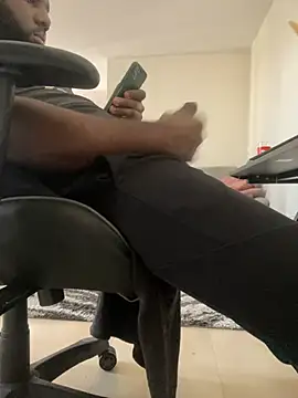 Snapshot of waakenda chatting on December 2024 10:55:02 AM waakenda online show from December 2024 10:55:02 AM