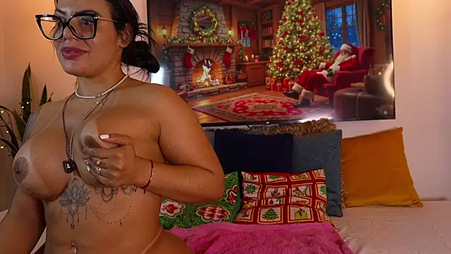 anyiled hot online show from December 2024 08:18:01 AM