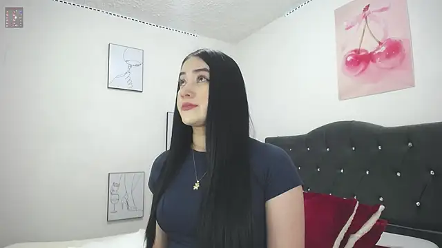 Emmy sanderss online show from April 2026 05:19:02 PM