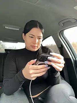 clairewntr online show from December 2024 12:16:02 PM