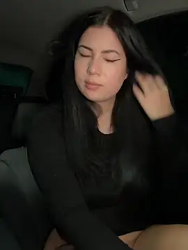 clairewntr online show from December 2024 11:32:02 AM