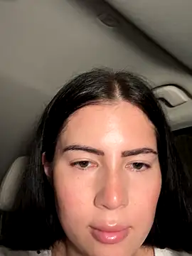 clairewntr online show from October 2025 08:28:01 PM