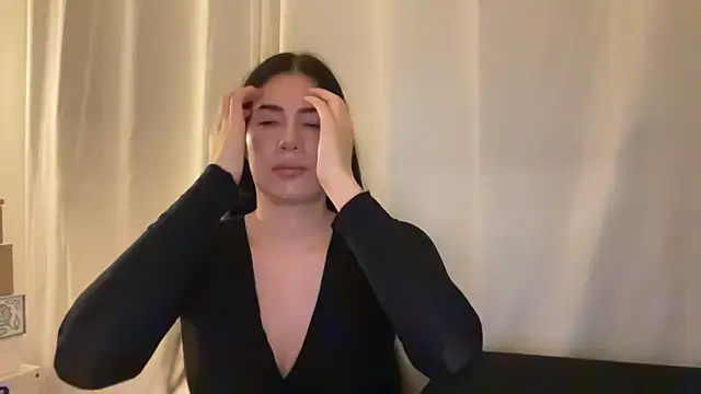 clairewntr online show from February 2026 08:27:01 PM