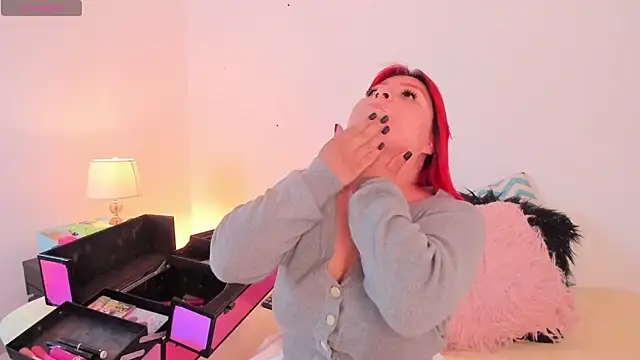 SophieRossi online show from November 2025 03:38:01 AM