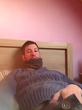 Taxidriver1988 online show from December 2025 02:43:02 PM