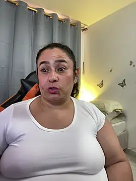 Snapshot of agathaxxx-69 chatting on July 2026 08:33:02 PM agathaxxx-69 online show from July 2026 08:33:02 PM