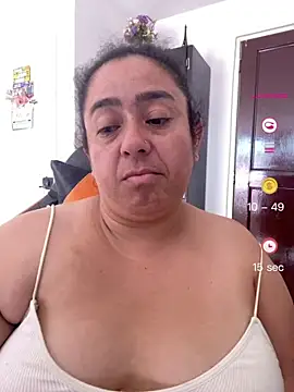 Snapshot of agathaxxx-69 chatting on July 2026 03:21:02 PM agathaxxx-69 online show from July 2026 03:21:02 PM